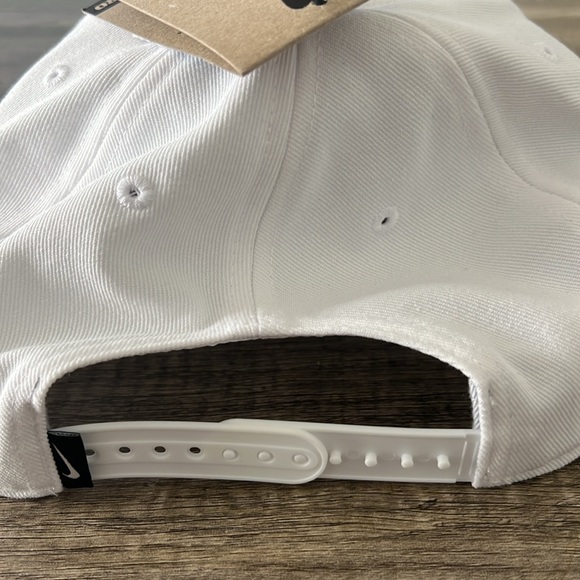 NWT - Nike Genesis Invitational Snapback Hat - Size M/L - Picture 4 of 6